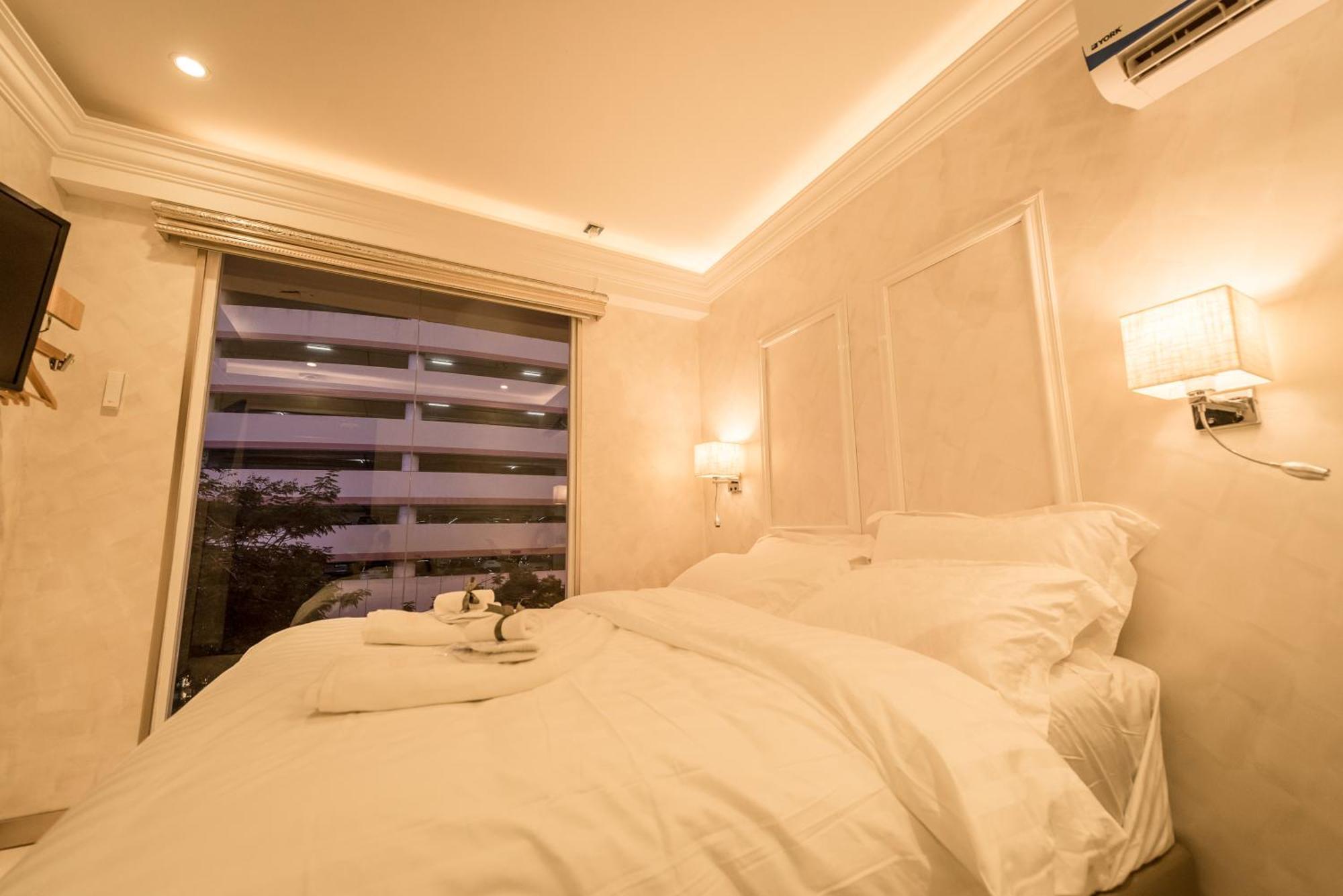 Cj Residence - Opposite Public Bank Centre Point Kota Kinabalu Rum bild